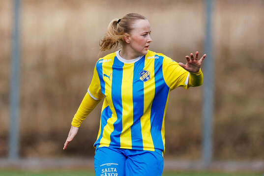 Eskilsminnes Julia Fransson