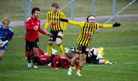 IFK Hässleholms Gustaf Winroth i matchen i division 3