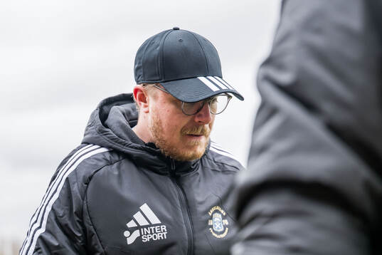 Ängelholms tränare Tim Hallén