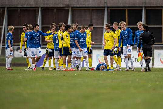 Bråk mellan Ängelholm och Trelleborg spelare