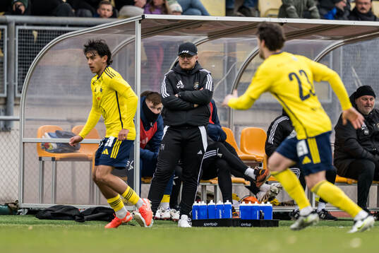 Ängelholms tränare Tim Hallén