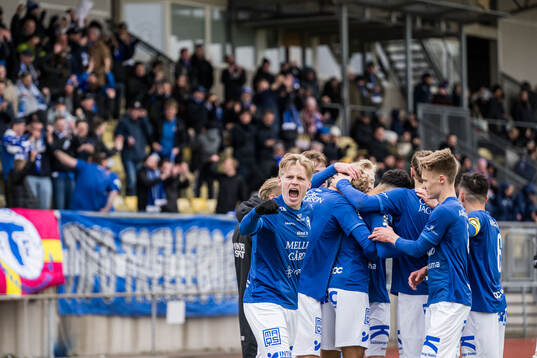 Trelleborgs Oskar Gabrielsson jublar