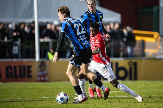 Sirius Oscar Krusnell och Degerfors Yiriyon Gideon Yaw