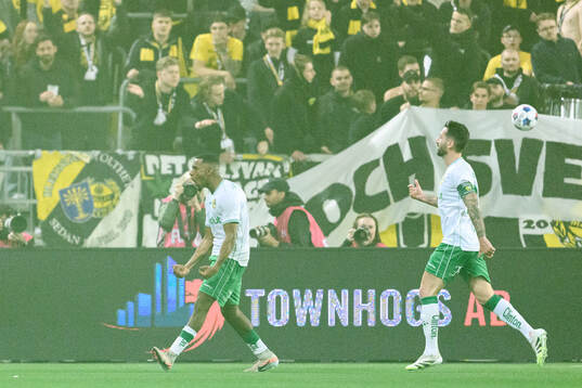 Hammarbys Paulos Abraham jublar