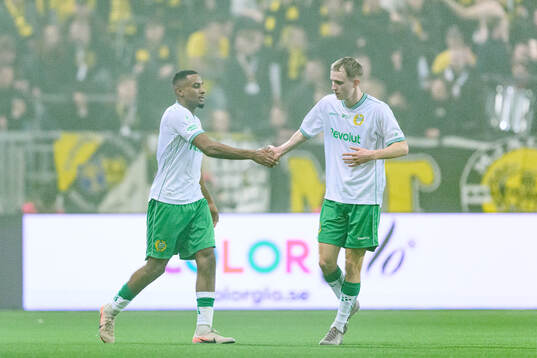 Hammarbys Paulos Abraham jublar