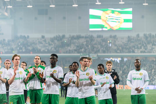 Hammarbys spelare jublar
