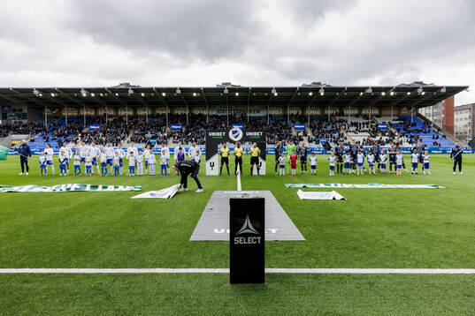 IFK Norrköpings och Värnamos spelare
