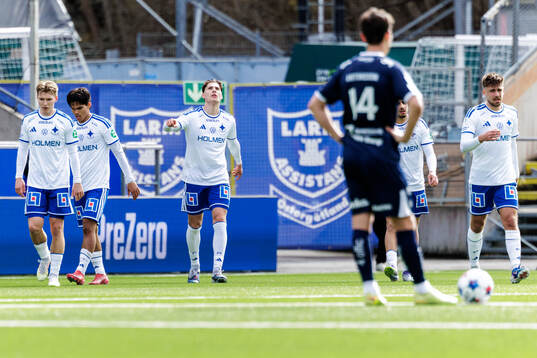 IFK Norrköpings Albert Aleksanjan jublar