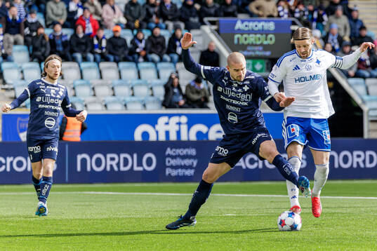 Värnamos Douglas Bergqvist och IFK Norrköpings