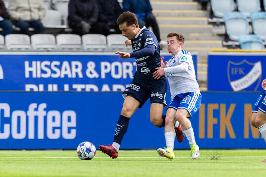Värnamos Kai Meriluoto och IFK Norrköpings Ryan Nelson