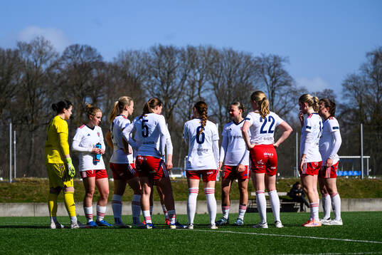 FC Rosengårds spelare deppar