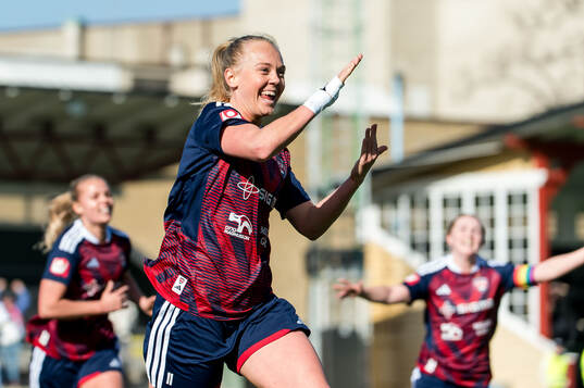 Rosengårds Molly Johansson jublar