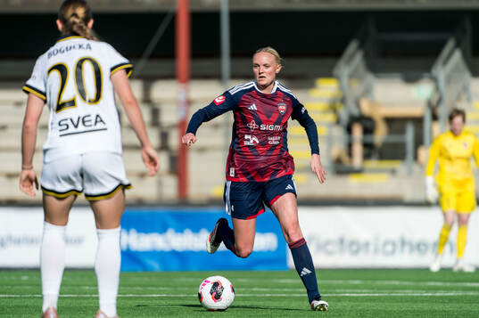 AIKs Aleksandra Bogucka och Rosengårds Emma Pennsäter