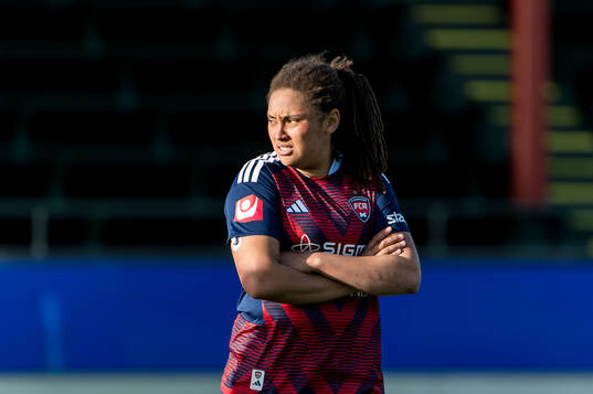 Rosengårds Jo-Anne Agbor Tataw Cronquist deppar