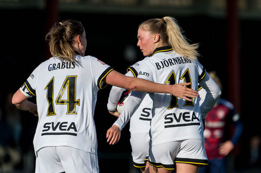 AIKs Ida Björnberg jublar