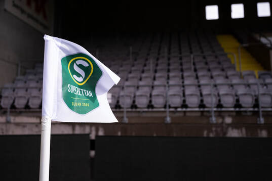 Hörnflagga med Superettans logga