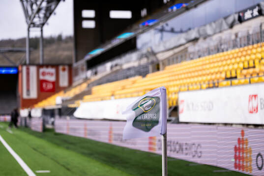 Hörnflagga med Superettens logga
