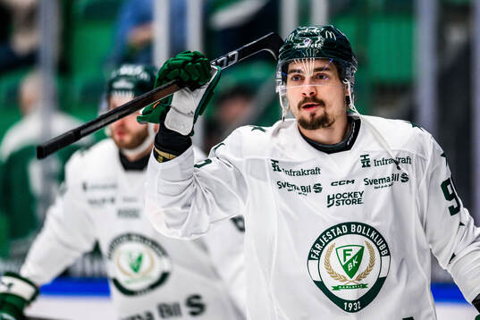 Färjestads David Tomasek