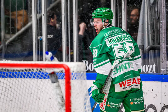 Rögles Filip Johansson jublar
