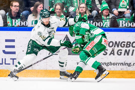 Färjestads Magnus Nygren och Rögles Fredrik Olofsson
