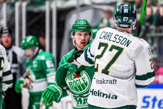 Rögles Linus Sjödin och Färjestads Gabriel Carlsson
