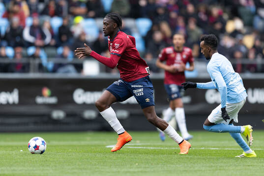 Örgrytes Michael Parker och Malmö FFs Taha Ali