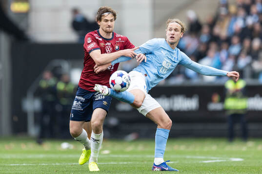 Örgrytes Christoffer Styffe och Malmö FFs Erik Botheim