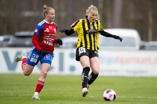 Vittsjös Sofie Rewucha och Häckens Stine Sandbech