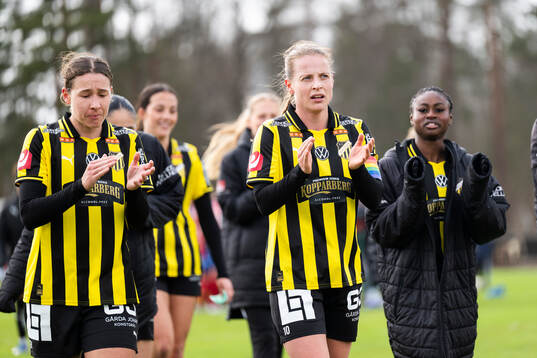 Häckens Tabitha Michelle Tindell och Anna Anvegård