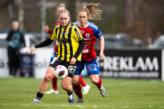 Vittsjös Nellie Persson och Häckens Pernille Sanvig