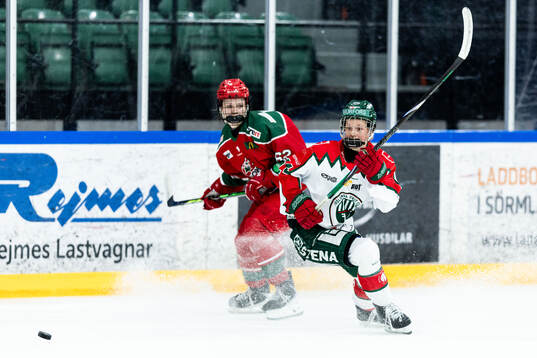 Modos Lova Karlström och Frölundas Edit Danielsson
