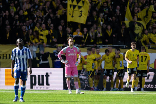IFK Göteborgs målvakt Elis Bishesari deppar 2-0