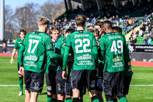 Varbergs spelare jublar
