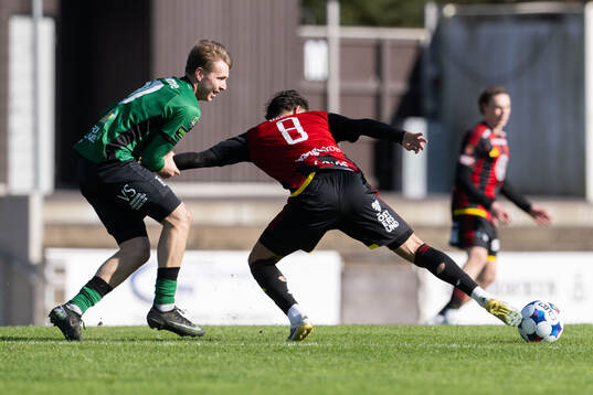 Varbergs Axel Vidjeskog och Östersunds Emil Özkan