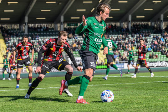 Östersunds Daniel Miljanovic och Varbergs Jonathan Nilsson