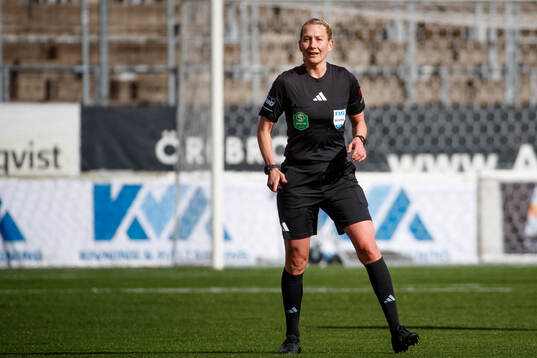 Domare Tess Olofsson