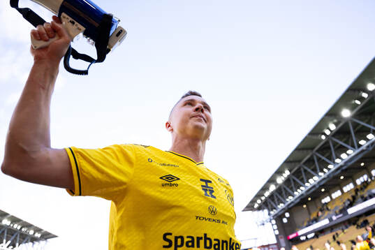 Elfsborgs Sebastian Holmén jublar
