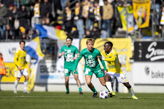 Ljungskiles Hugo Borstam och Falkenbergs Wanbe Godwin Aguda