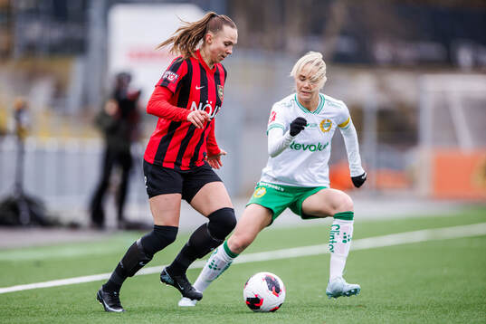 Brommapojkarnas Frida Thörnqvist och Hammarbys Alice