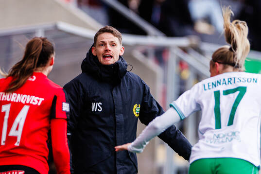 Hammarbys tränare William Strömberg