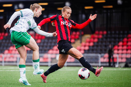 Hammarbys Fanny Peterson och Brommapojkarnas Villemo