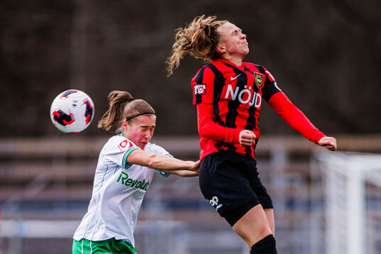 Hammarbys Vilma Emilia Koivisto och Brommapojkarnas Frida