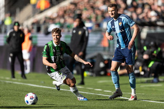 GAIS Kevin Holmen och Djurgårdens Piotr Johansson