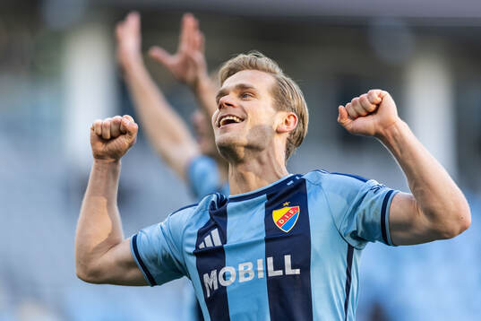 Djurgårdens Hampus Finndell jublar