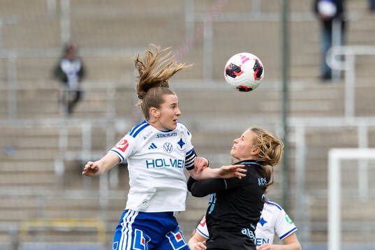 IFK Norrköpings Carrie Jones och Malmö FFs Katariina