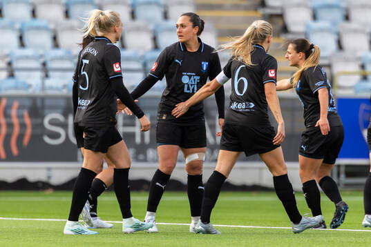 Malmö FFs Isabella D'Aquila jublar