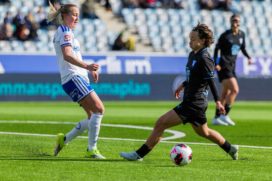 IFK Norrköpings Julia Karlernäs och Malmö FFs Miljana