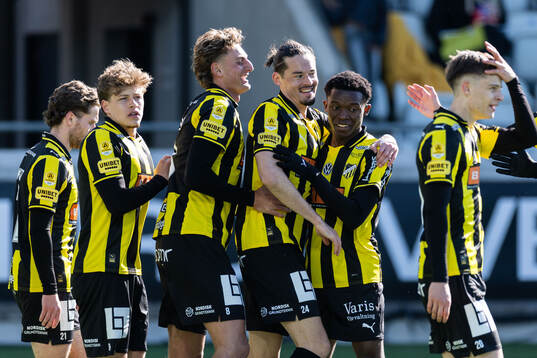 Häckens Gustav Lindgren, Silas Andersen och Amor Layouni
