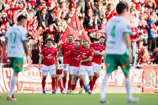 Bård Finne of Brann celebrates
