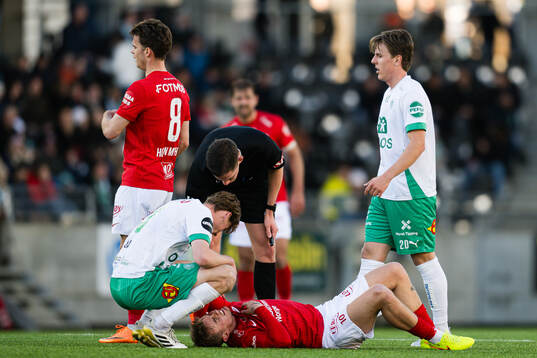 Kristall Mani Ingason of Brann in pain